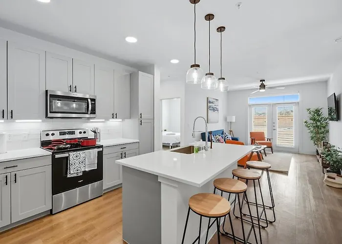 001 Chic 2b Condo, Style Pool & Gym Near Stockyard, 7m To Dickies Stadium, 15m To At&t Stadium * Fort Worth